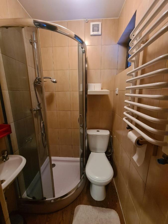 Chata Starych Znajomych Sanok Extérieur photo